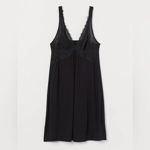 H&M | Black Lace front Slip Sz S